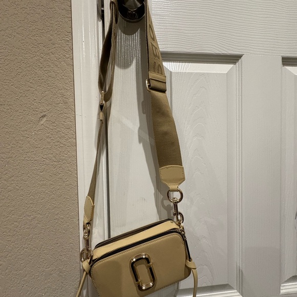 Like new worn a few times retails for 325 plus tax - Picture 11 of 11